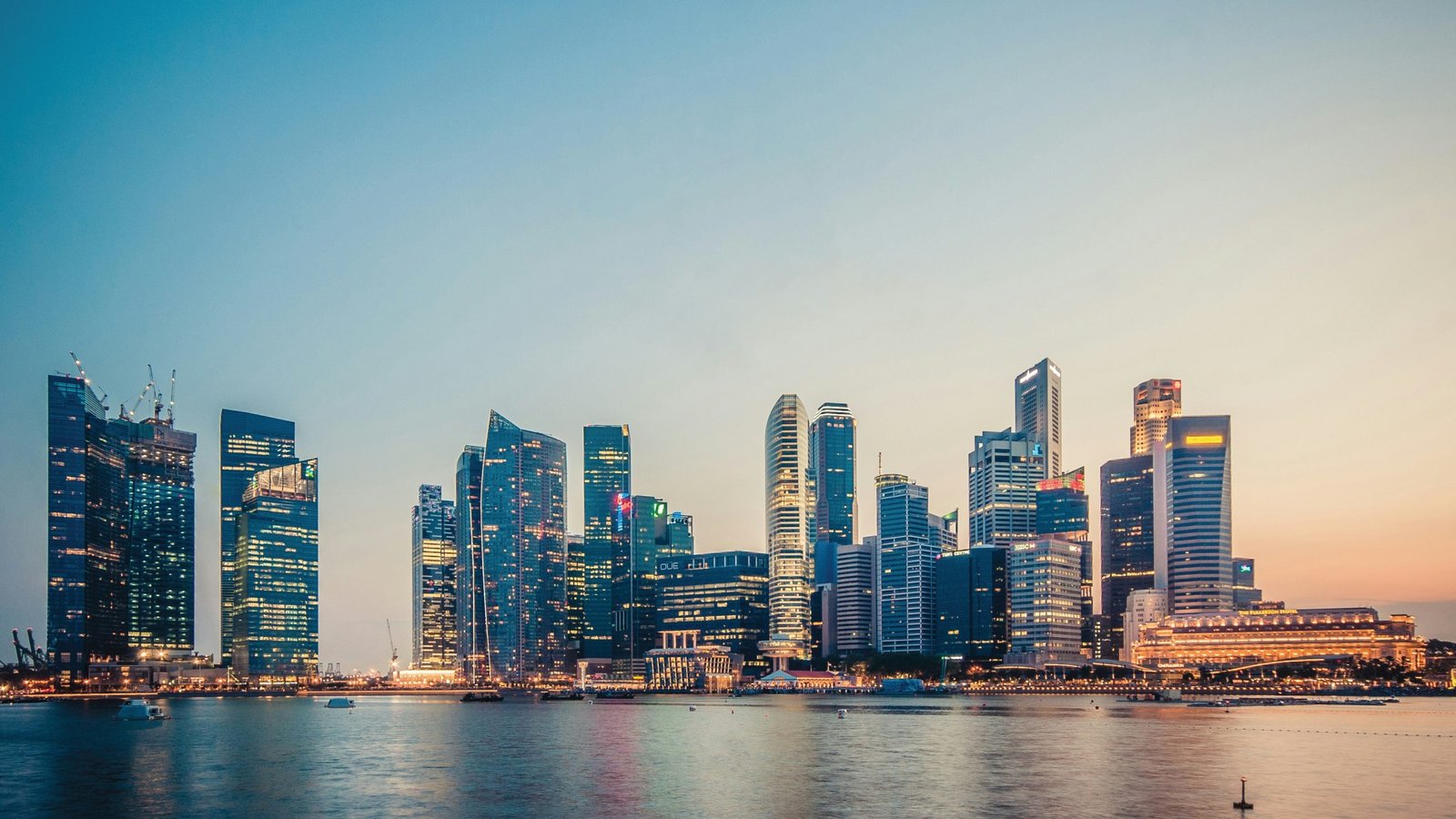 Singapore Leads Financial Services AI Deployment Surge